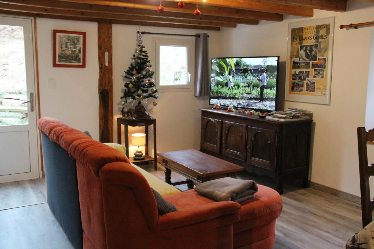 Viaux-fontaine Holiday home *